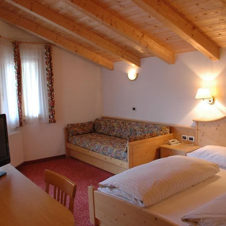 Hotel Falzares Сан-Кассиано Экстерьер фото